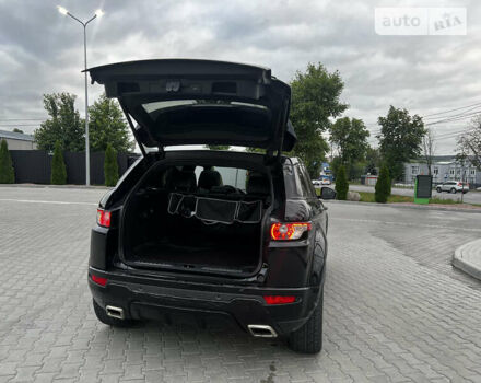 Черный Ленд Ровер Рендж Ровер Эвок, объемом двигателя 2 л и пробегом 112 тыс. км за 21000 $, фото 4 на Automoto.ua