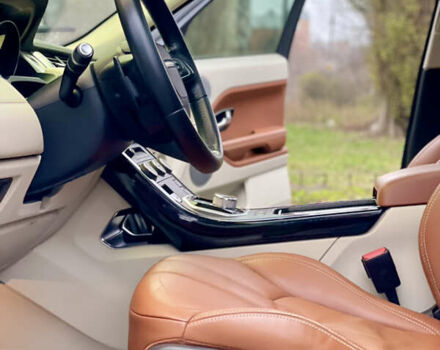 Черный Ленд Ровер Рендж Ровер Эвок, объемом двигателя 2 л и пробегом 145 тыс. км за 13995 $, фото 44 на Automoto.ua