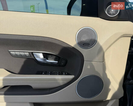 Чорний Ленд Ровер Рендж Ровер Евок, об'ємом двигуна 2.18 л та пробігом 182 тис. км за 18500 $, фото 16 на Automoto.ua