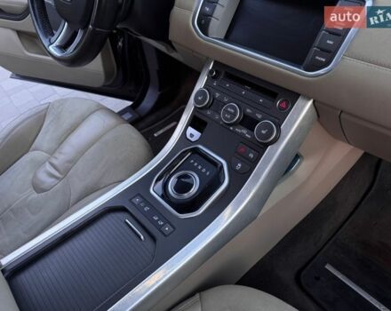 Чорний Ленд Ровер Рендж Ровер Евок, об'ємом двигуна 2 л та пробігом 255 тис. км за 12300 $, фото 17 на Automoto.ua