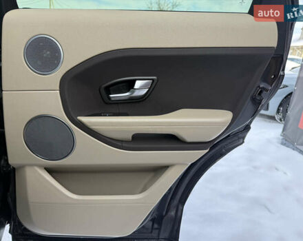 Чорний Ленд Ровер Рендж Ровер Евок, об'ємом двигуна 2.18 л та пробігом 182 тис. км за 18500 $, фото 18 на Automoto.ua