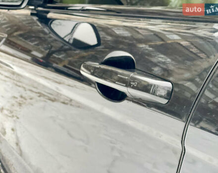 Чорний Ленд Ровер Рендж Ровер Евок, об'ємом двигуна 2 л та пробігом 145 тис. км за 13500 $, фото 16 на Automoto.ua