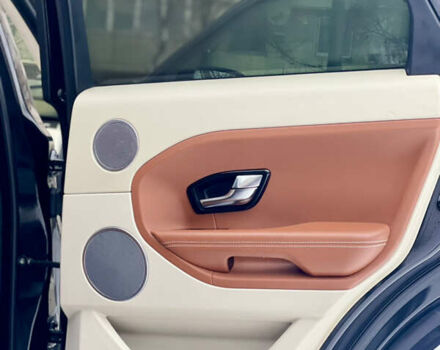 Чорний Ленд Ровер Рендж Ровер Евок, об'ємом двигуна 2 л та пробігом 145 тис. км за 13500 $, фото 31 на Automoto.ua