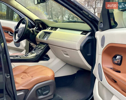 Черный Ленд Ровер Рендж Ровер Эвок, объемом двигателя 2 л и пробегом 145 тыс. км за 13995 $, фото 23 на Automoto.ua