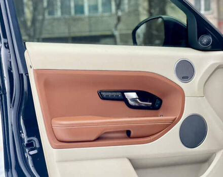 Чорний Ленд Ровер Рендж Ровер Евок, об'ємом двигуна 2 л та пробігом 145 тис. км за 13500 $, фото 37 на Automoto.ua