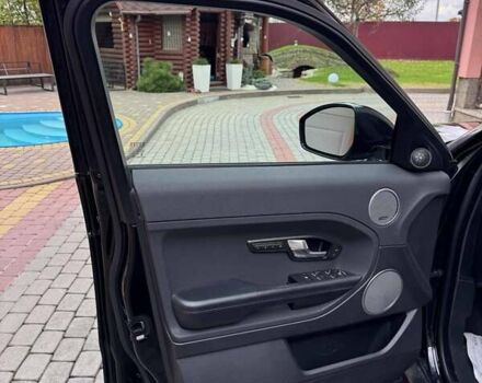 Ленд Ровер Рендж Ровер Эвок 2014 в Тячеве на Automoto.ua Черный Ленд Ровер Рендж Ровер Эвок, объемом двигателя 2 л и пробегом 182 тыс. км за 15500 $, фото 9 на Automoto.ua