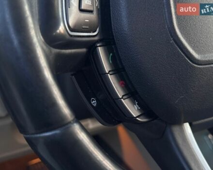 Черный Ленд Ровер Рендж Ровер Эвок, объемом двигателя 2 л и пробегом 255 тыс. км за 12300 $, фото 35 на Automoto.ua