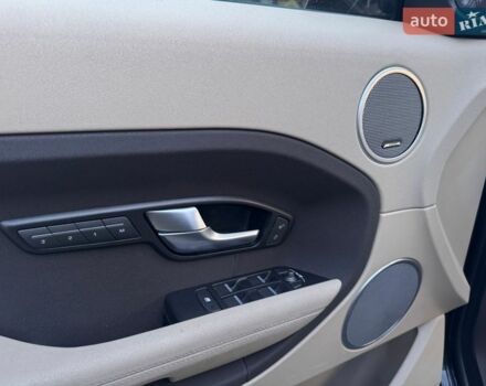 Чорний Ленд Ровер Рендж Ровер Евок, об'ємом двигуна 2 л та пробігом 255 тис. км за 12300 $, фото 31 на Automoto.ua