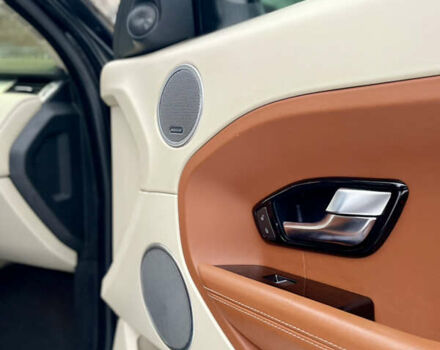 Чорний Ленд Ровер Рендж Ровер Евок, об'ємом двигуна 2 л та пробігом 145 тис. км за 13500 $, фото 20 на Automoto.ua