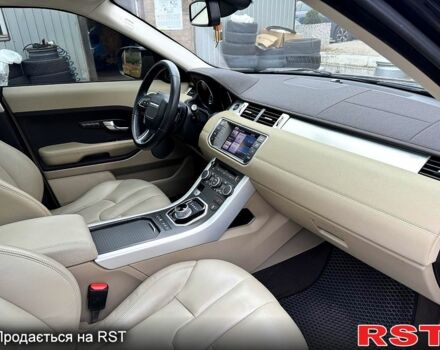 Чорний Ленд Ровер Рендж Ровер Евок, об'ємом двигуна 2 л та пробігом 149 тис. км за 17500 $, фото 8 на Automoto.ua