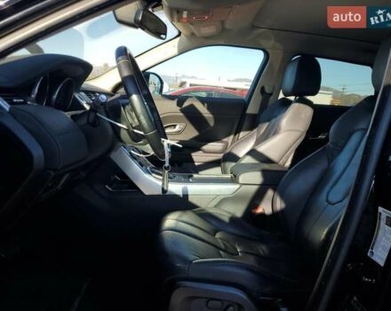 Чорний Ленд Ровер Рендж Ровер Евок, об'ємом двигуна 2 л та пробігом 118 тис. км за 3000 $, фото 6 на Automoto.ua