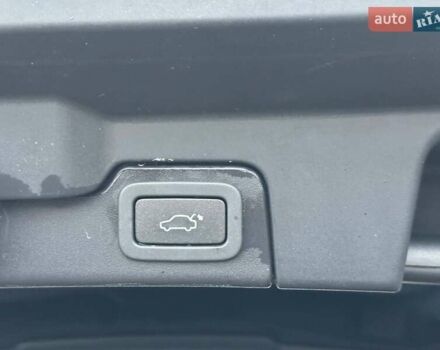 Черный Ленд Ровер Рендж Ровер Эвок, объемом двигателя 2 л и пробегом 169 тыс. км за 13900 $, фото 24 на Automoto.ua