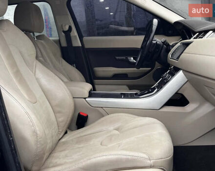 Чорний Ленд Ровер Рендж Ровер Евок, об'ємом двигуна 2 л та пробігом 144 тис. км за 12600 $, фото 22 на Automoto.ua