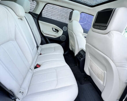 Черный Ленд Ровер Рендж Ровер Эвок, объемом двигателя 2 л и пробегом 190 тыс. км за 18500 $, фото 5 на Automoto.ua