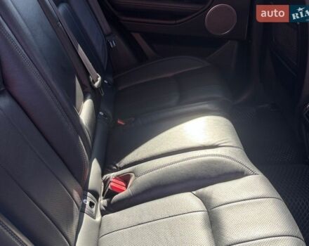 Черный Ленд Ровер Рендж Ровер Эвок, объемом двигателя 2 л и пробегом 129 тыс. км за 20500 $, фото 32 на Automoto.ua