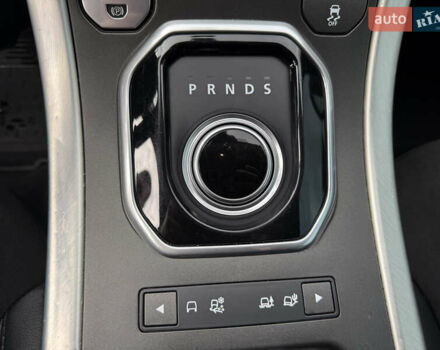 Черный Ленд Ровер Рендж Ровер Эвок, объемом двигателя 2 л и пробегом 160 тыс. км за 16000 $, фото 13 на Automoto.ua