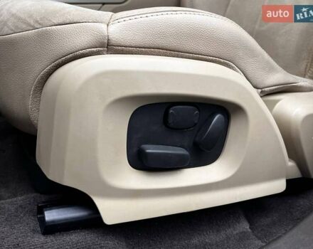 Чорний Ленд Ровер Рендж Ровер Евок, об'ємом двигуна 2 л та пробігом 144 тис. км за 11300 $, фото 10 на Automoto.ua