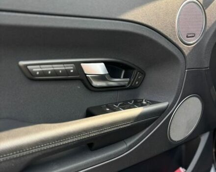 Черный Ленд Ровер Рендж Ровер Эвок, объемом двигателя 2.2 л и пробегом 141 тыс. км за 17000 $, фото 18 на Automoto.ua