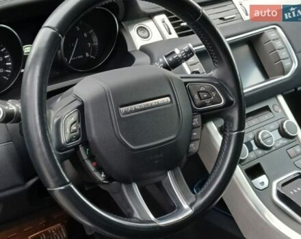 Чорний Ленд Ровер Рендж Ровер Евок, об'ємом двигуна 2 л та пробігом 151 тис. км за 15700 $, фото 15 на Automoto.ua