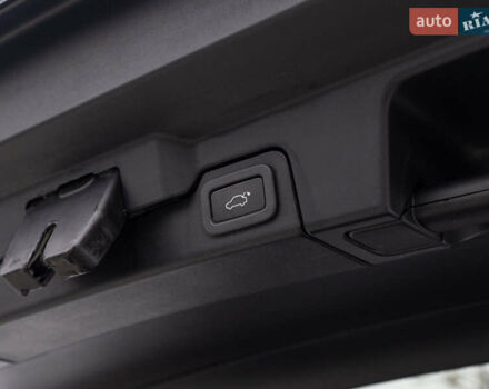 Черный Ленд Ровер Рендж Ровер Эвок, объемом двигателя 2.2 л и пробегом 133 тыс. км за 17900 $, фото 10 на Automoto.ua