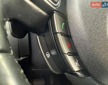 Чорний Ленд Ровер Рендж Ровер Евок, об'ємом двигуна 2 л та пробігом 111 тис. км за 12000 $, фото 45 на Automoto.ua