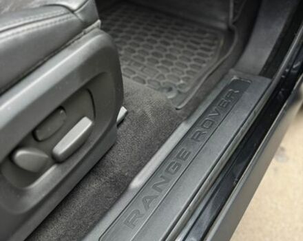 Черный Ленд Ровер Рендж Ровер Эвок, объемом двигателя 2.2 л и пробегом 141 тыс. км за 17000 $, фото 12 на Automoto.ua