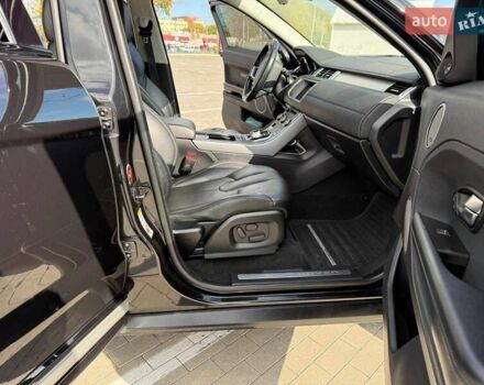 Чорний Ленд Ровер Рендж Ровер Евок, об'ємом двигуна 2 л та пробігом 111 тис. км за 12000 $, фото 40 на Automoto.ua