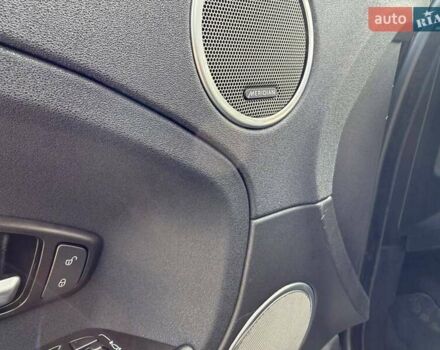 Чорний Ленд Ровер Рендж Ровер Евок, об'ємом двигуна 2 л та пробігом 111 тис. км за 12000 $, фото 43 на Automoto.ua