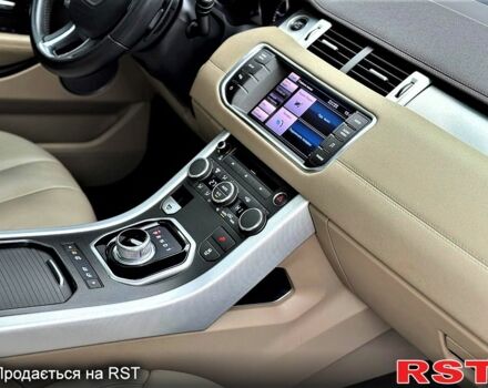 Черный Ленд Ровер Рендж Ровер Эвок, объемом двигателя 2 л и пробегом 117 тыс. км за 17500 $, фото 9 на Automoto.ua