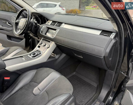 Черный Ленд Ровер Рендж Ровер Эвок, объемом двигателя 2 л и пробегом 160 тыс. км за 16000 $, фото 6 на Automoto.ua