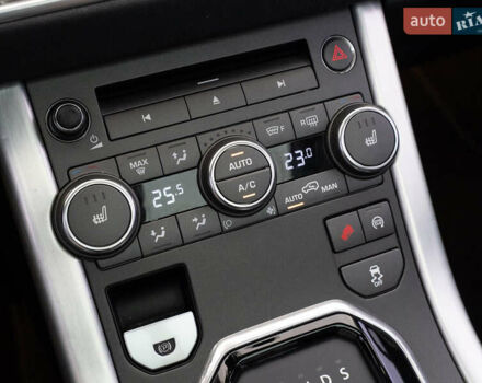 Черный Ленд Ровер Рендж Ровер Эвок, объемом двигателя 2.2 л и пробегом 133 тыс. км за 17900 $, фото 22 на Automoto.ua