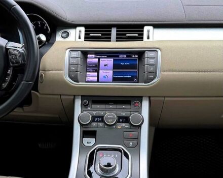 Чорний Ленд Ровер Рендж Ровер Евок, об'ємом двигуна 2 л та пробігом 117 тис. км за 17500 $, фото 7 на Automoto.ua