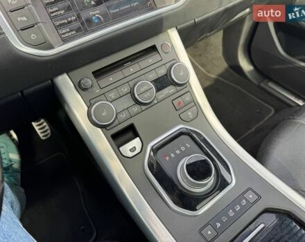 Черный Ленд Ровер Рендж Ровер Эвок, объемом двигателя 2 л и пробегом 164 тыс. км за 12300 $, фото 15 на Automoto.ua