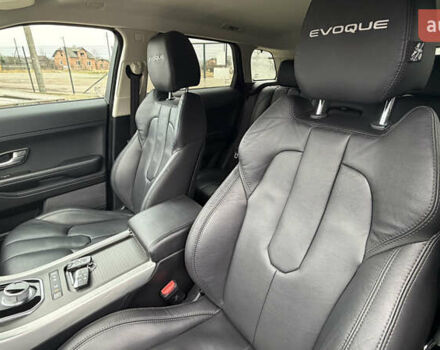 Черный Ленд Ровер Рендж Ровер Эвок, объемом двигателя 2.18 л и пробегом 230 тыс. км за 17750 $, фото 10 на Automoto.ua