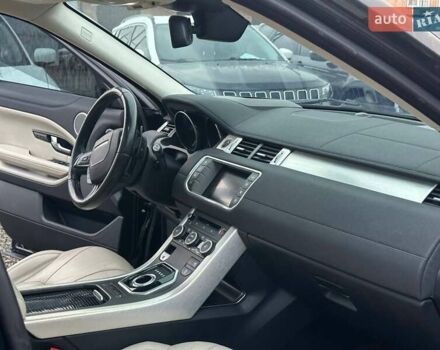 Черный Ленд Ровер Рендж Ровер Эвок, объемом двигателя 2 л и пробегом 169 тыс. км за 13900 $, фото 17 на Automoto.ua