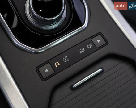 Черный Ленд Ровер Рендж Ровер Эвок, объемом двигателя 2.2 л и пробегом 133 тыс. км за 17900 $, фото 23 на Automoto.ua