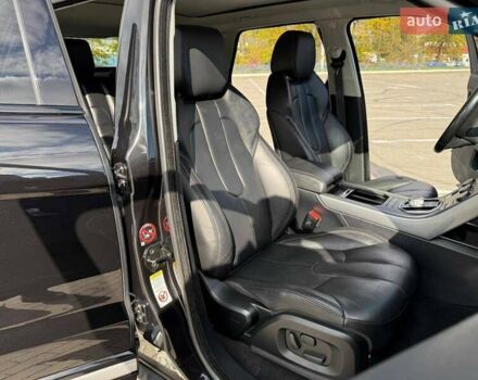 Черный Ленд Ровер Рендж Ровер Эвок, объемом двигателя 2 л и пробегом 111 тыс. км за 20000 $, фото 18 на Automoto.ua