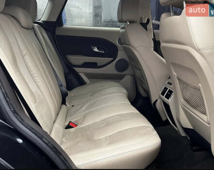 Чорний Ленд Ровер Рендж Ровер Евок, об'ємом двигуна 2 л та пробігом 144 тис. км за 12600 $, фото 23 на Automoto.ua