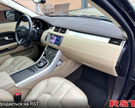 Чорний Ленд Ровер Рендж Ровер Евок, об'ємом двигуна 2 л та пробігом 117 тис. км за 17500 $, фото 8 на Automoto.ua