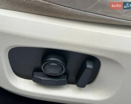 Черный Ленд Ровер Рендж Ровер Эвок, объемом двигателя 2 л и пробегом 169 тыс. км за 13900 $, фото 27 на Automoto.ua