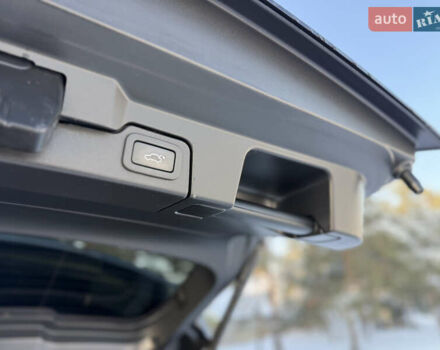 Черный Ленд Ровер Рендж Ровер Эвок, объемом двигателя 2 л и пробегом 169 тыс. км за 21400 $, фото 36 на Automoto.ua