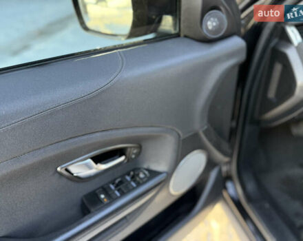 Чорний Ленд Ровер Рендж Ровер Евок, об'ємом двигуна 2 л та пробігом 169 тис. км за 22000 $, фото 20 на Automoto.ua