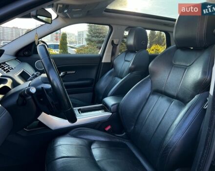 Черный Ленд Ровер Рендж Ровер Эвок, объемом двигателя 2 л и пробегом 111 тыс. км за 21900 $, фото 8 на Automoto.ua
