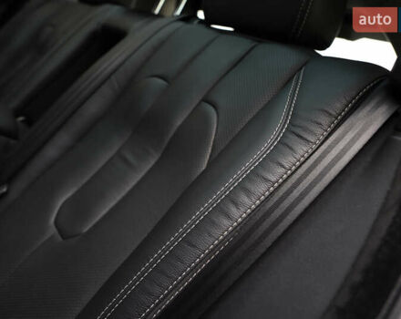 Черный Ленд Ровер Рендж Ровер Эвок, объемом двигателя 2 л и пробегом 66 тыс. км за 16899 $, фото 83 на Automoto.ua