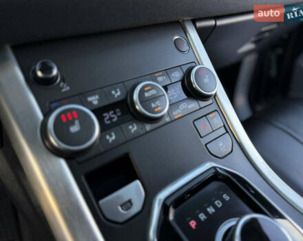 Чорний Ленд Ровер Рендж Ровер Евок, об'ємом двигуна 2 л та пробігом 169 тис. км за 22000 $, фото 27 на Automoto.ua