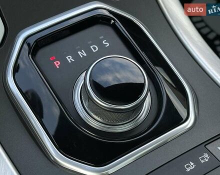 Чорний Ленд Ровер Рендж Ровер Евок, об'ємом двигуна 2 л та пробігом 125 тис. км за 21500 $, фото 33 на Automoto.ua