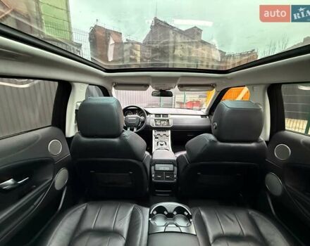 Черный Ленд Ровер Рендж Ровер Эвок, объемом двигателя 2 л и пробегом 163 тыс. км за 20700 $, фото 14 на Automoto.ua