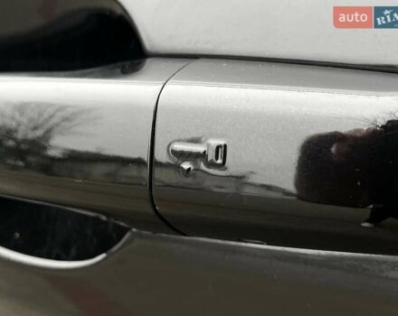 Чорний Ленд Ровер Рендж Ровер Евок, об'ємом двигуна 2 л та пробігом 127 тис. км за 18300 $, фото 10 на Automoto.ua