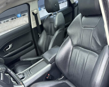 Чорний Ленд Ровер Рендж Ровер Евок, об'ємом двигуна 2 л та пробігом 122 тис. км за 21900 $, фото 11 на Automoto.ua