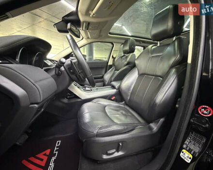 Черный Ленд Ровер Рендж Ровер Эвок, объемом двигателя 2 л и пробегом 190 тыс. км за 20900 $, фото 18 на Automoto.ua